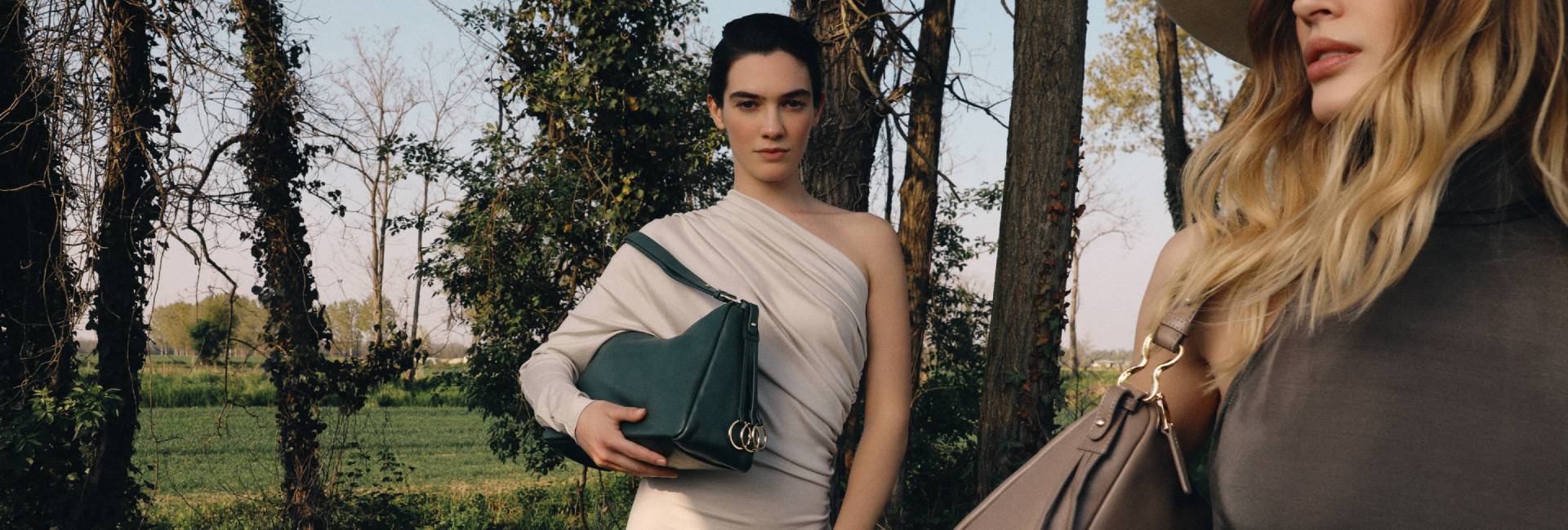 Eleganza e Stile Tosca Blu